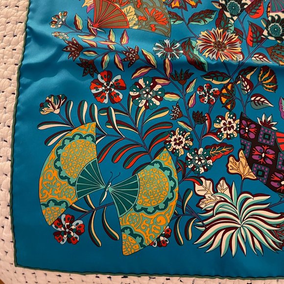 Hermes Scarf - Never Worn - Picture 7 of 15